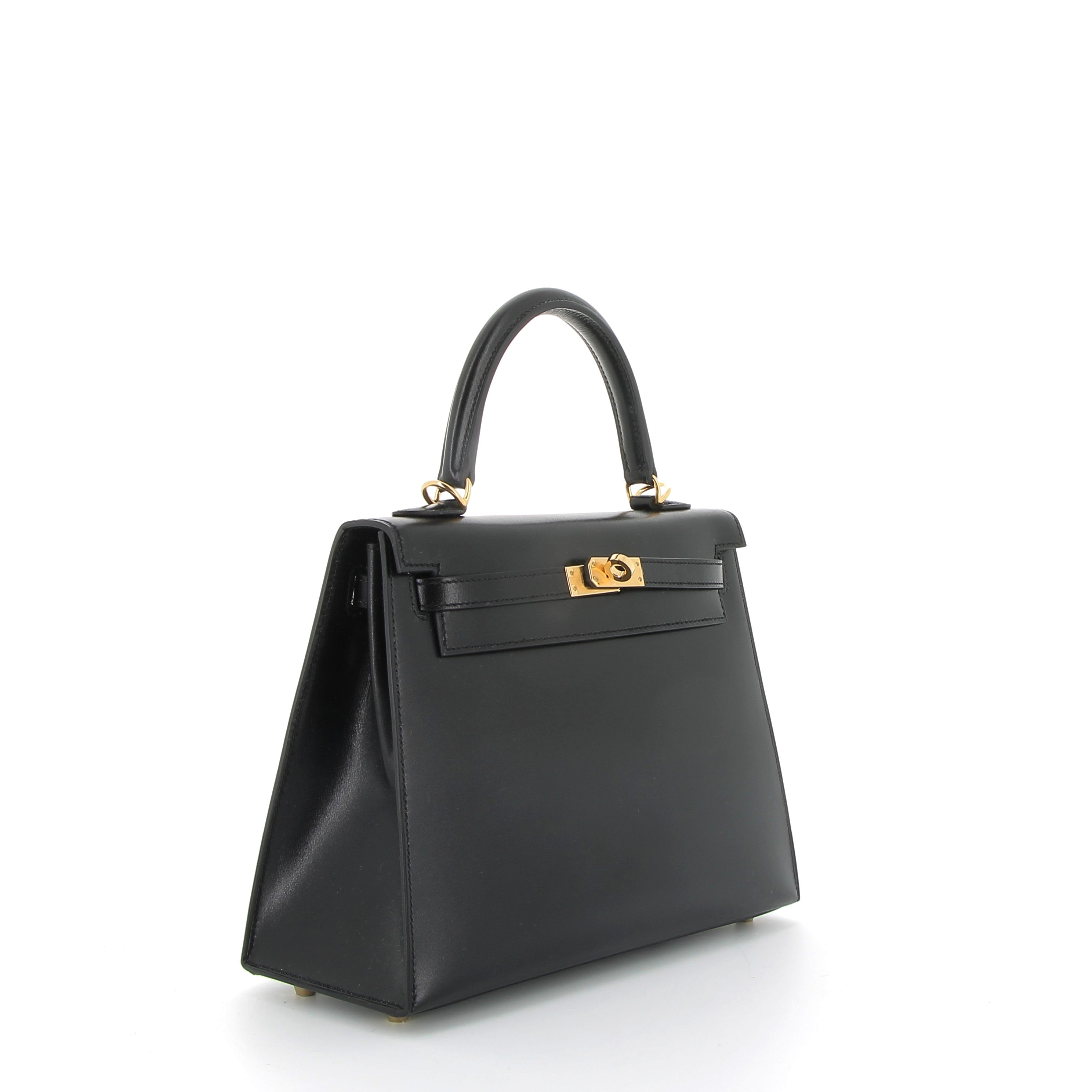 HERMÈS Kelly 25 Noir Box Finition Or jaune