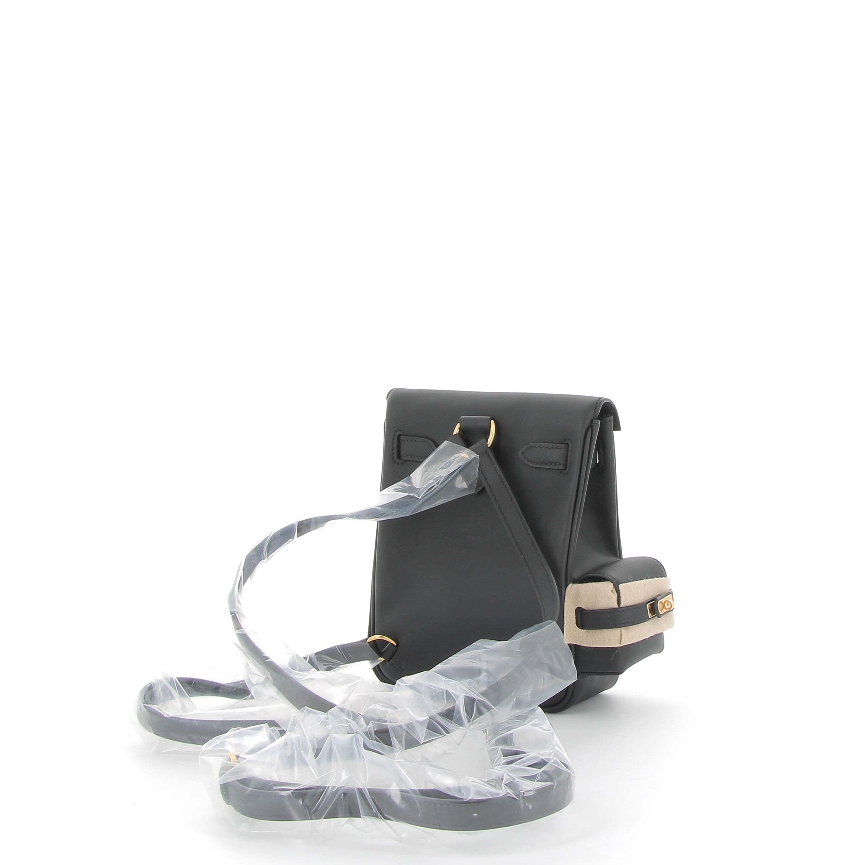 HERMES Sac à Dos Kelly Jump Noir Cuir Swift Finition Or Jaune
