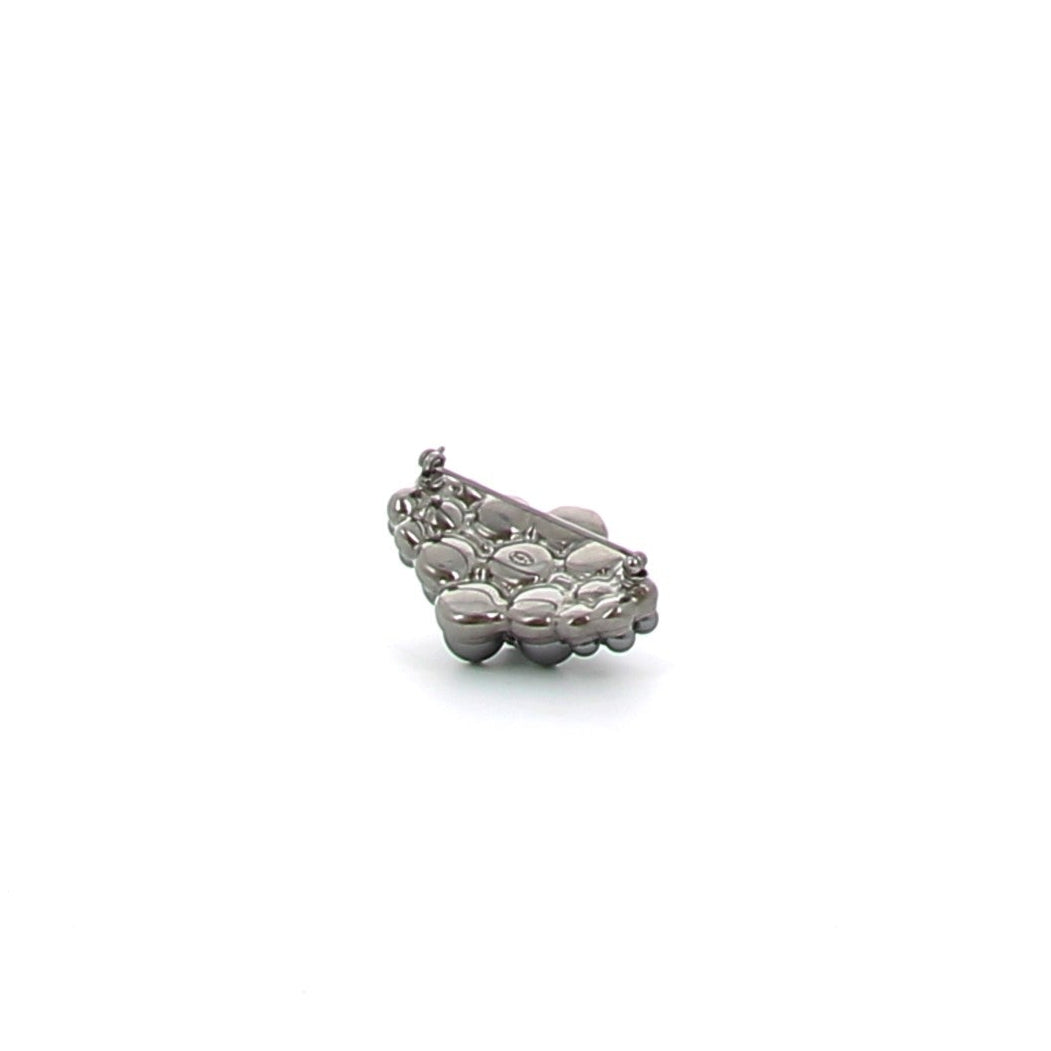 CHANEL Broche en Perles et Métal