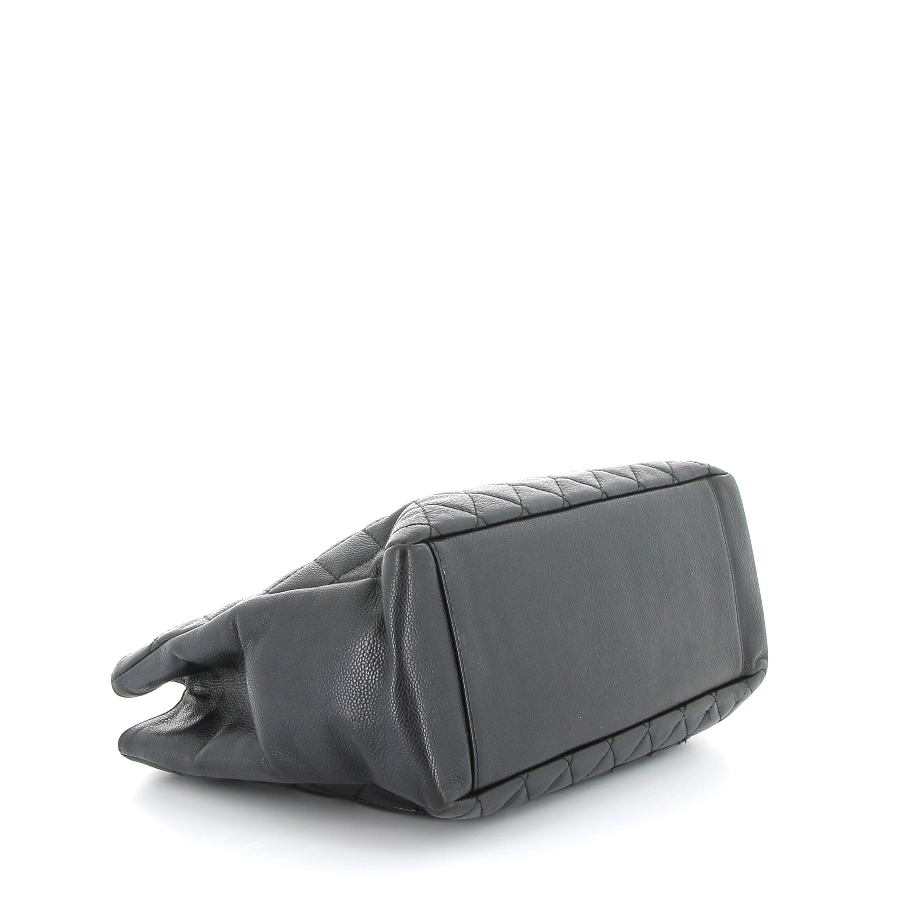 CHANEL Cabas Grand Shopping Noir en Cuir