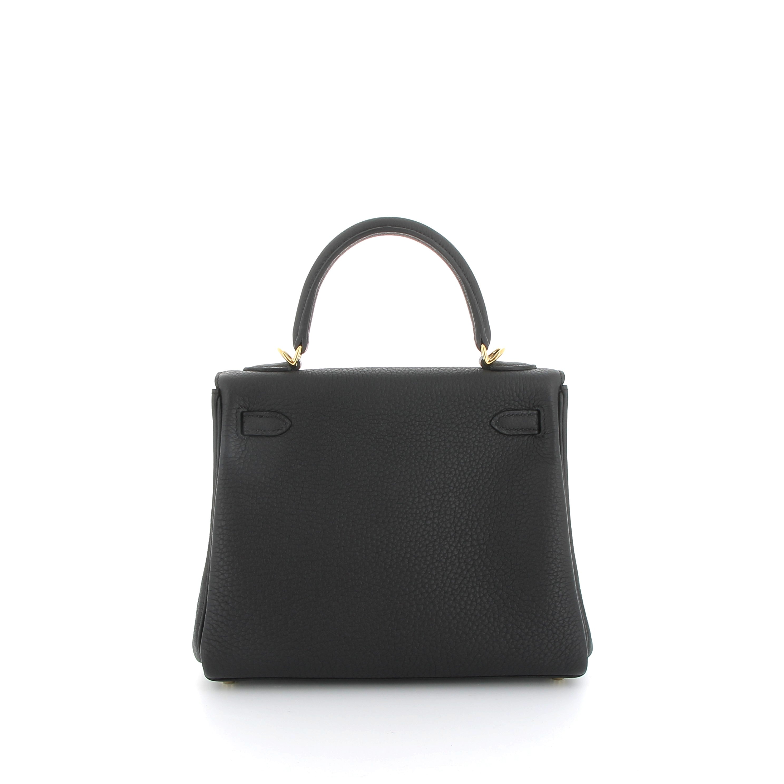 HERMES Kelly 25 Noir Togo Finition Or Jaune