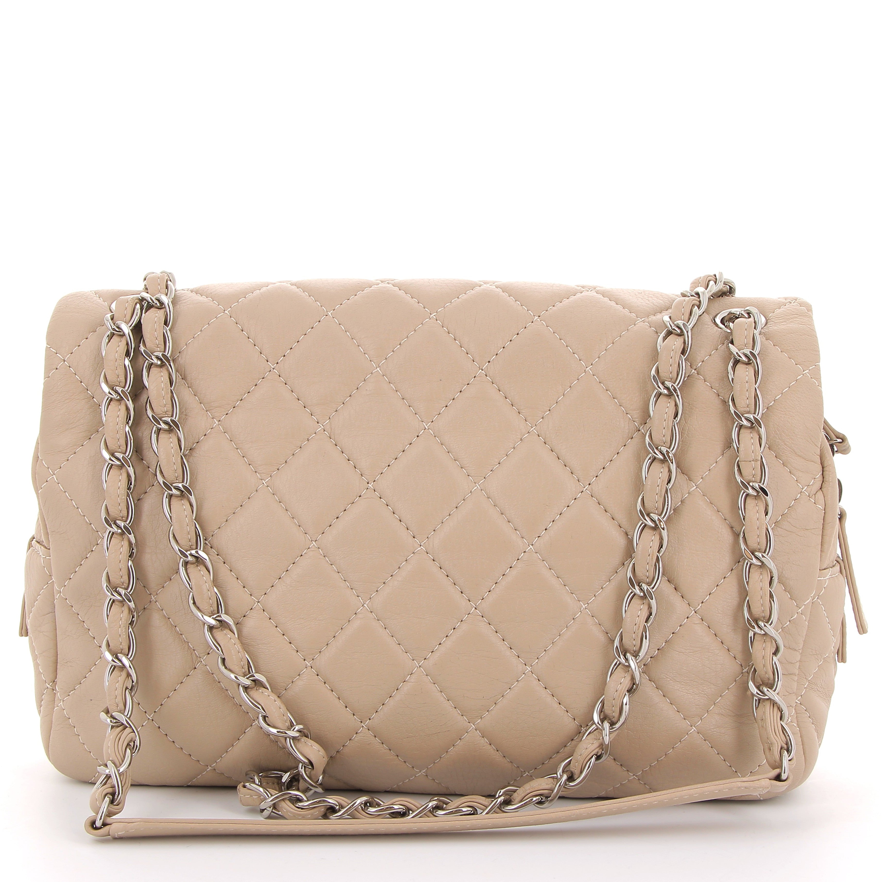 CHANEL Easy Flap Beige Cuir Veau Finition Argenté