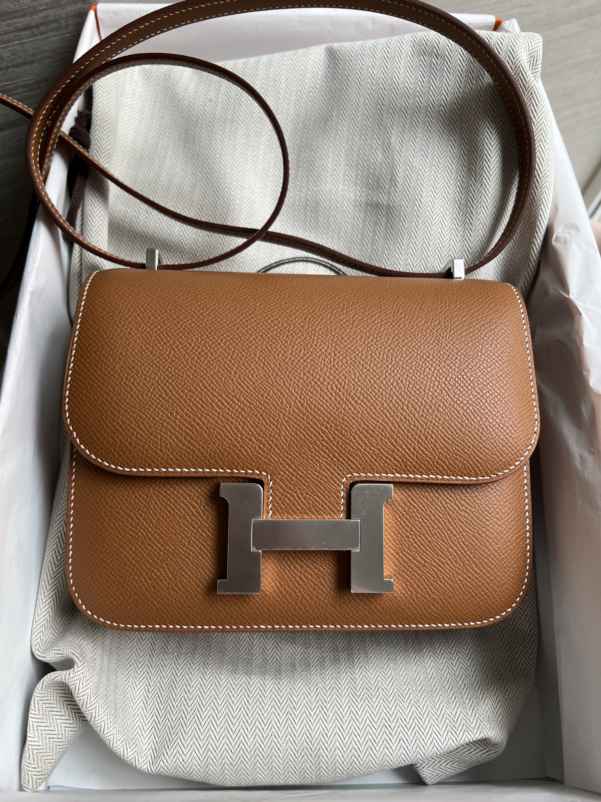 HERMÈS CONSTANCE 18 EPSOM GOLD FINITION PALLADIÉ