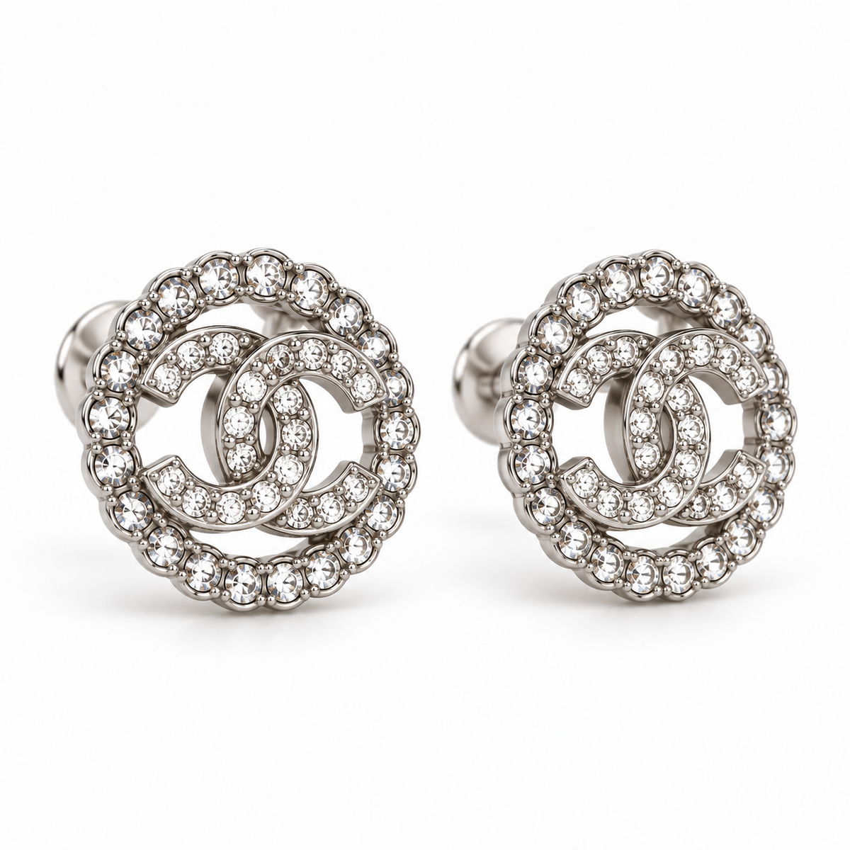 CHANEL BOUCLES D'OREILLES STRASS FINITION DORÉ