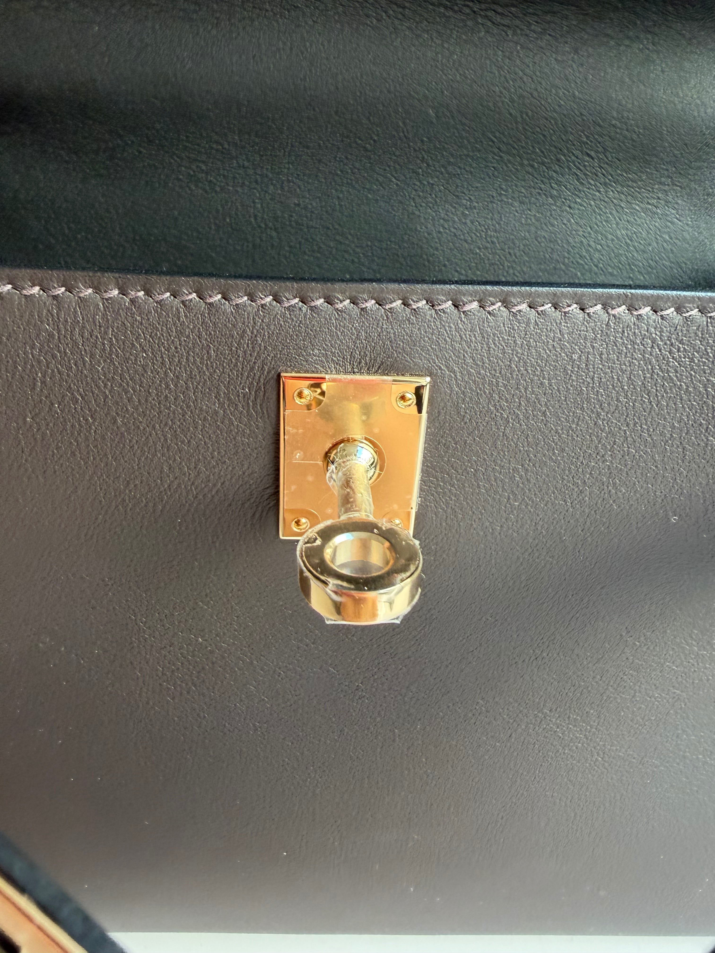 HERMES KELLY POCHETTE BAI BRUN SWIFT PERSO FINITION PERMABRASS