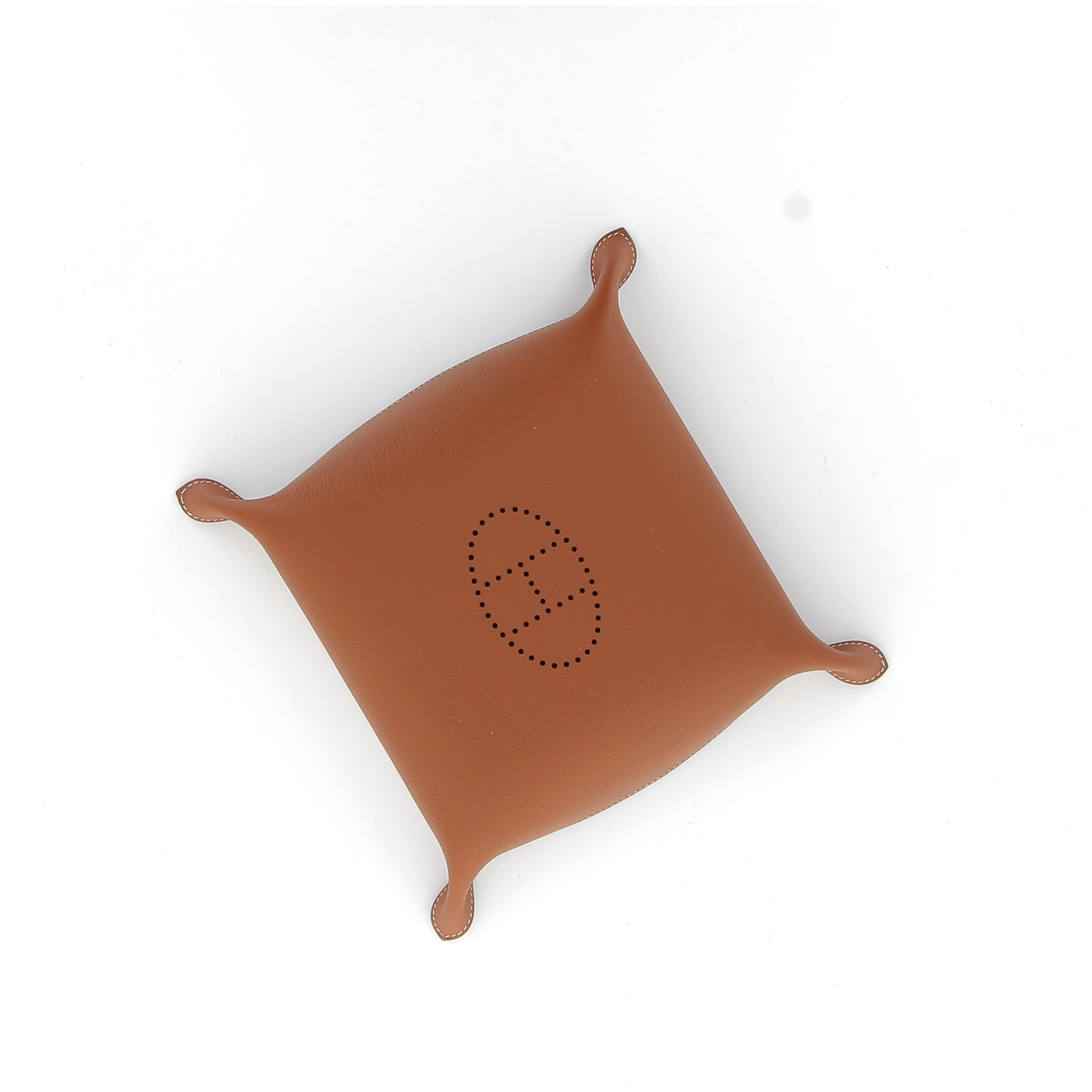 HERMÈS Vide-poche Mises et Relances Desk cuir Taurillon lisse Ebène/Fauve