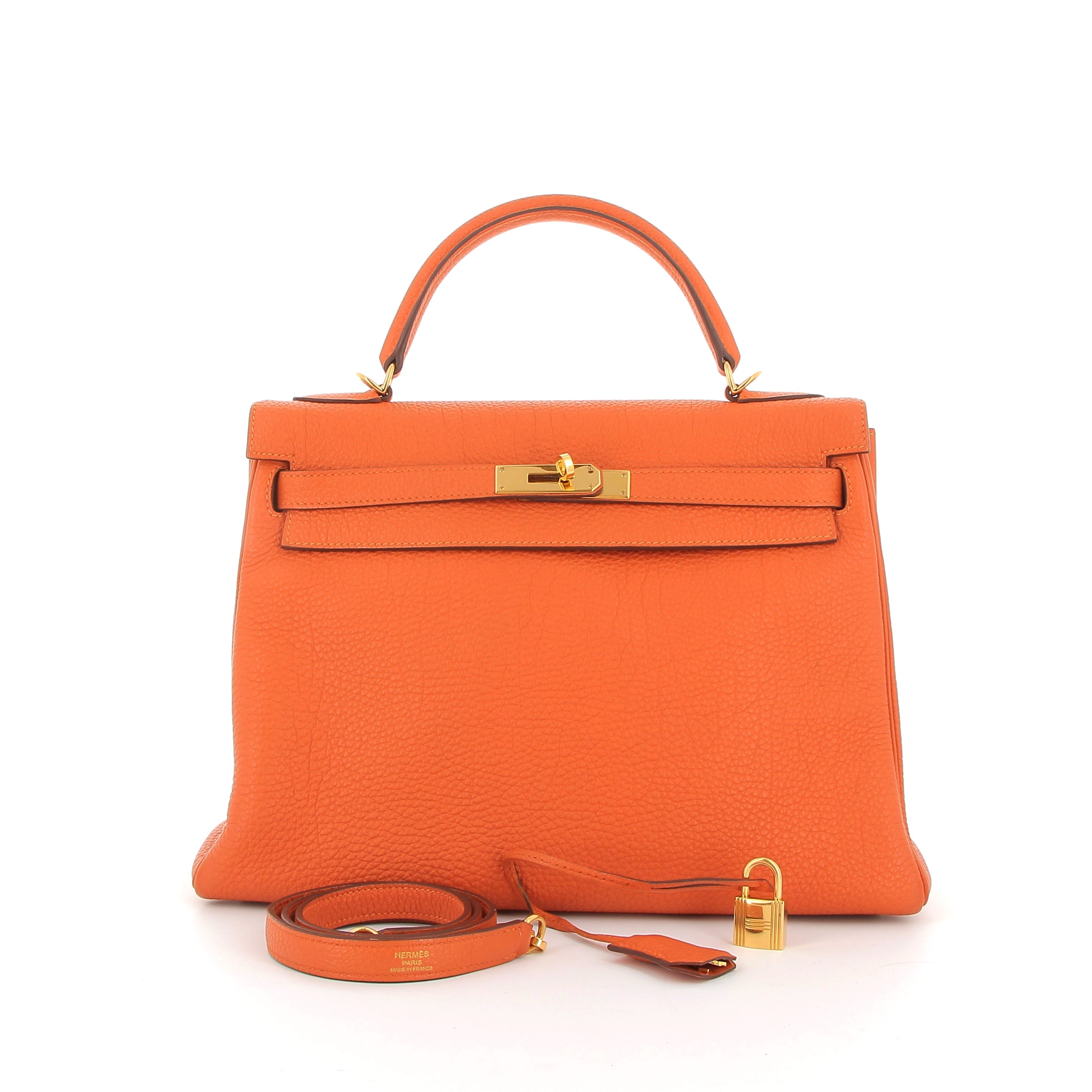 HERMÈS Kelly 32 cuir Togo Orange finition dorée 