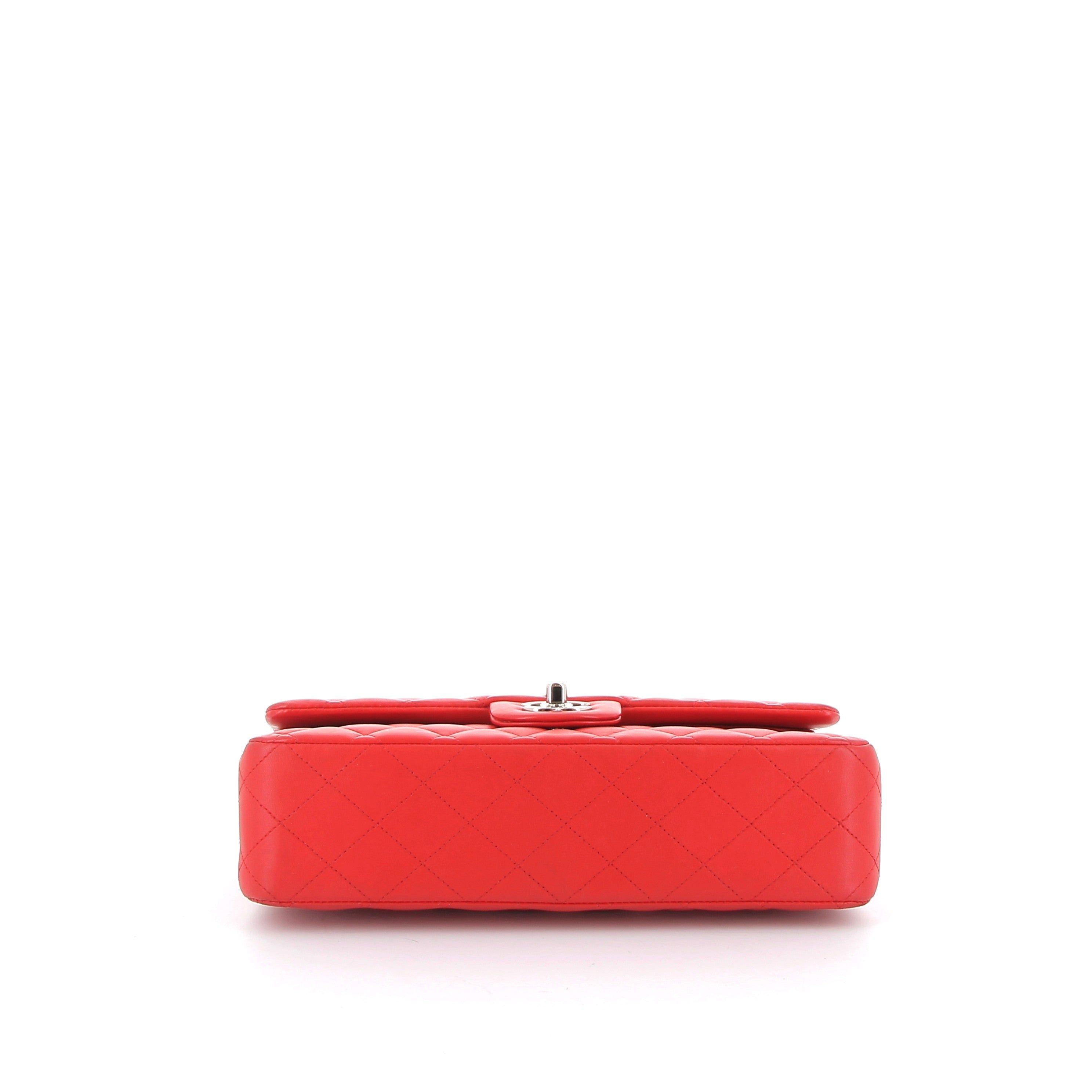 CHANEL Timeless Cuir Rouge Matelassé Finition Argent