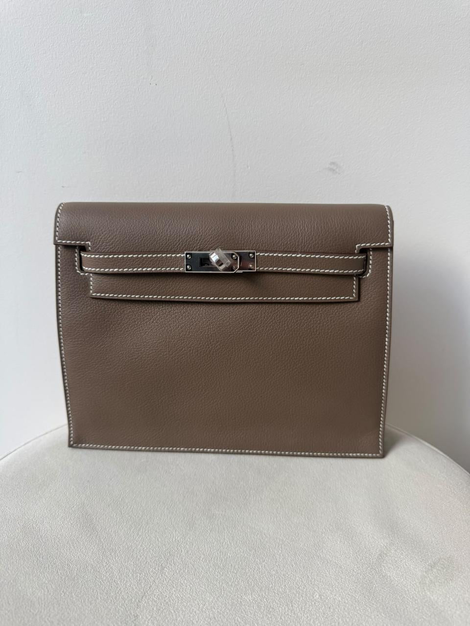 Hermès Kelly Danse veau Evercolor Etoupe finition palladié G