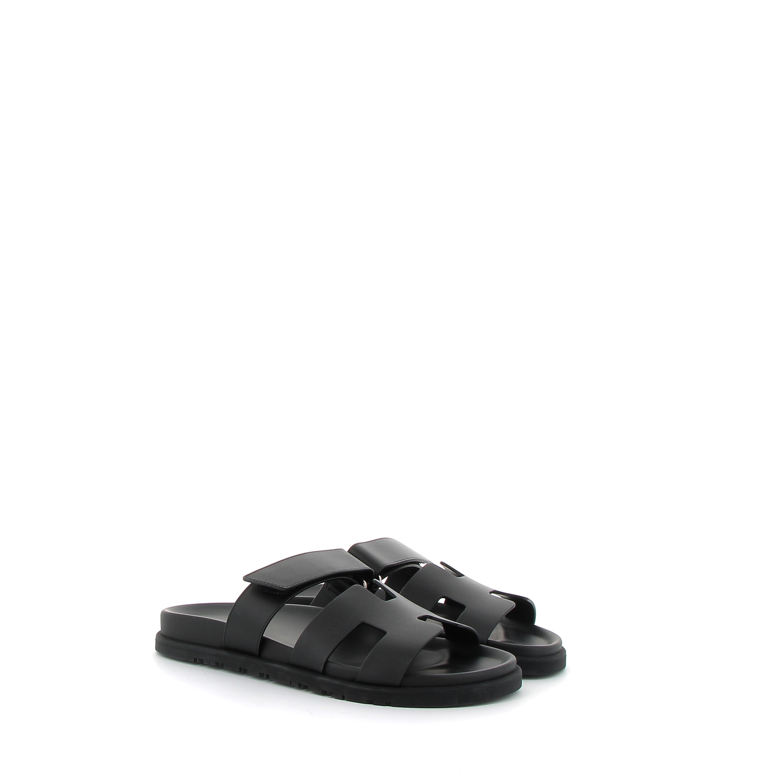 HERMÈS Chypre Sandales Cuir Swift Noir