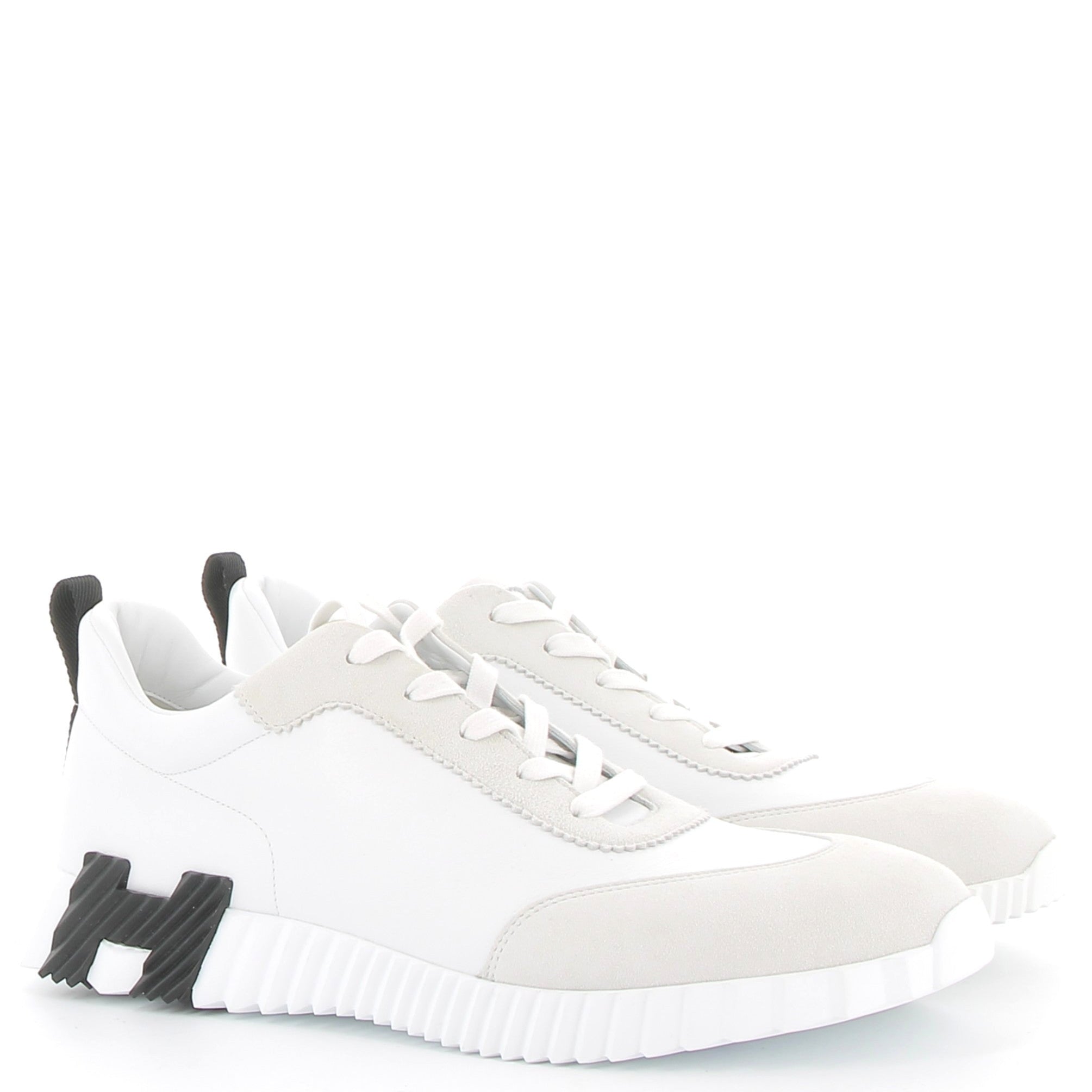 HERMÈS Bouncing Sneakers Veau et Chèvre Velours Blanc et Noir