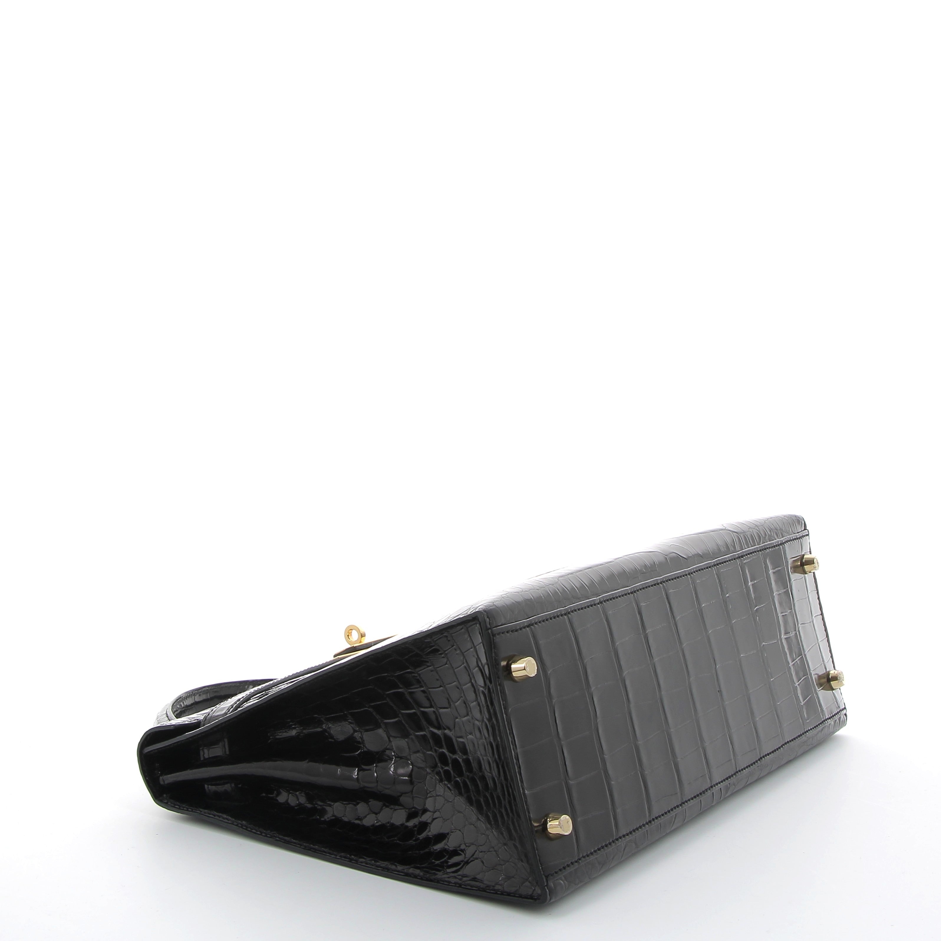 HERMES Kelly 32 Noir Sellier Crocodile Porosus Finition Or Jaune