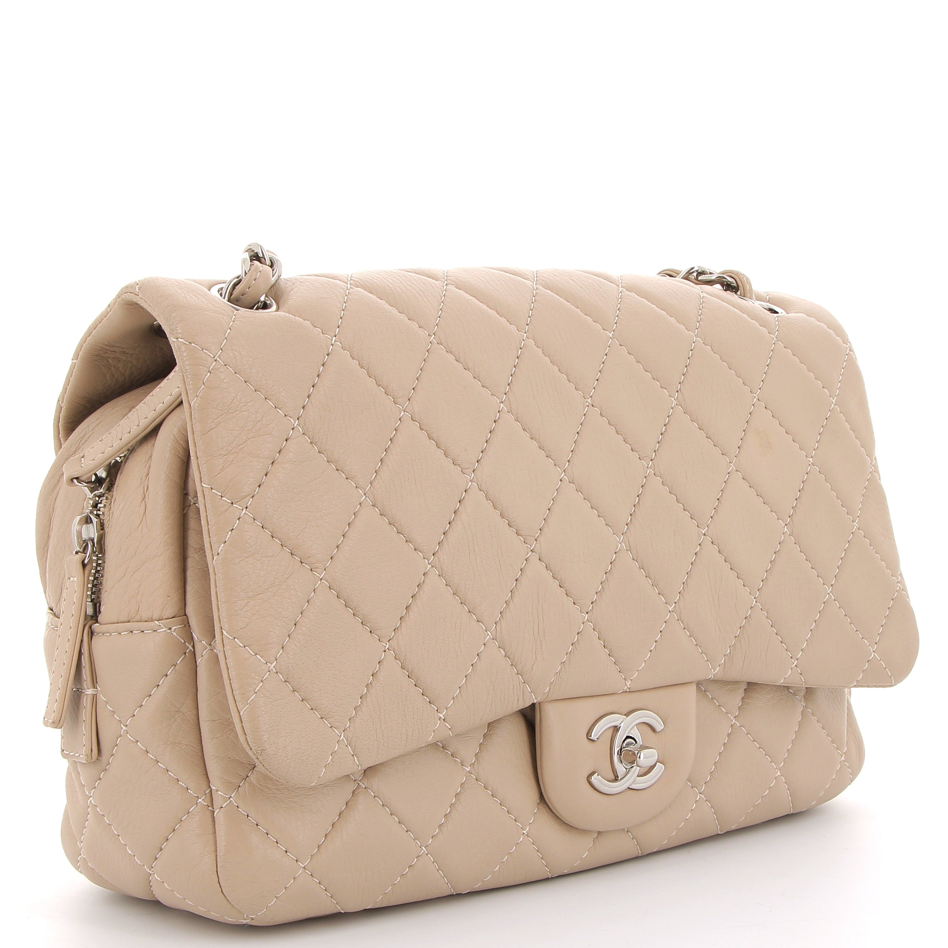 CHANEL Easy Flap Beige Cuir Veau Finition Argenté