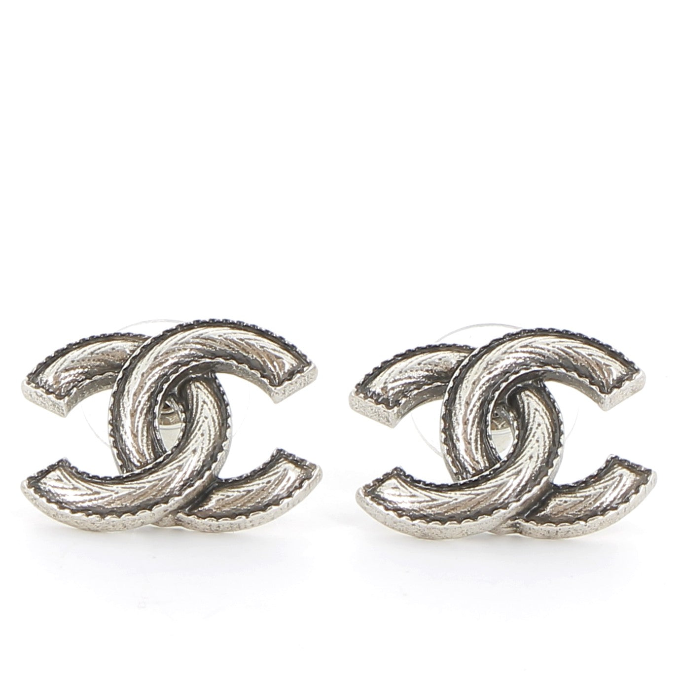 CHANEL Boucles d'Oreilles Métal Matte Argenté