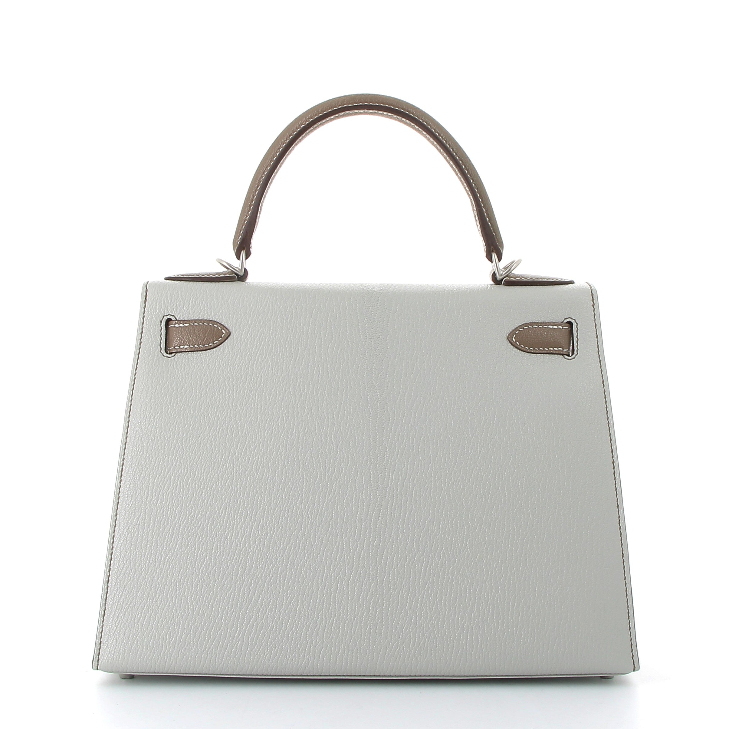HERMES Kelly 28 Bicolore Gris Pale/Etoupe Cuir Chevre Finition Palladié Brossé
