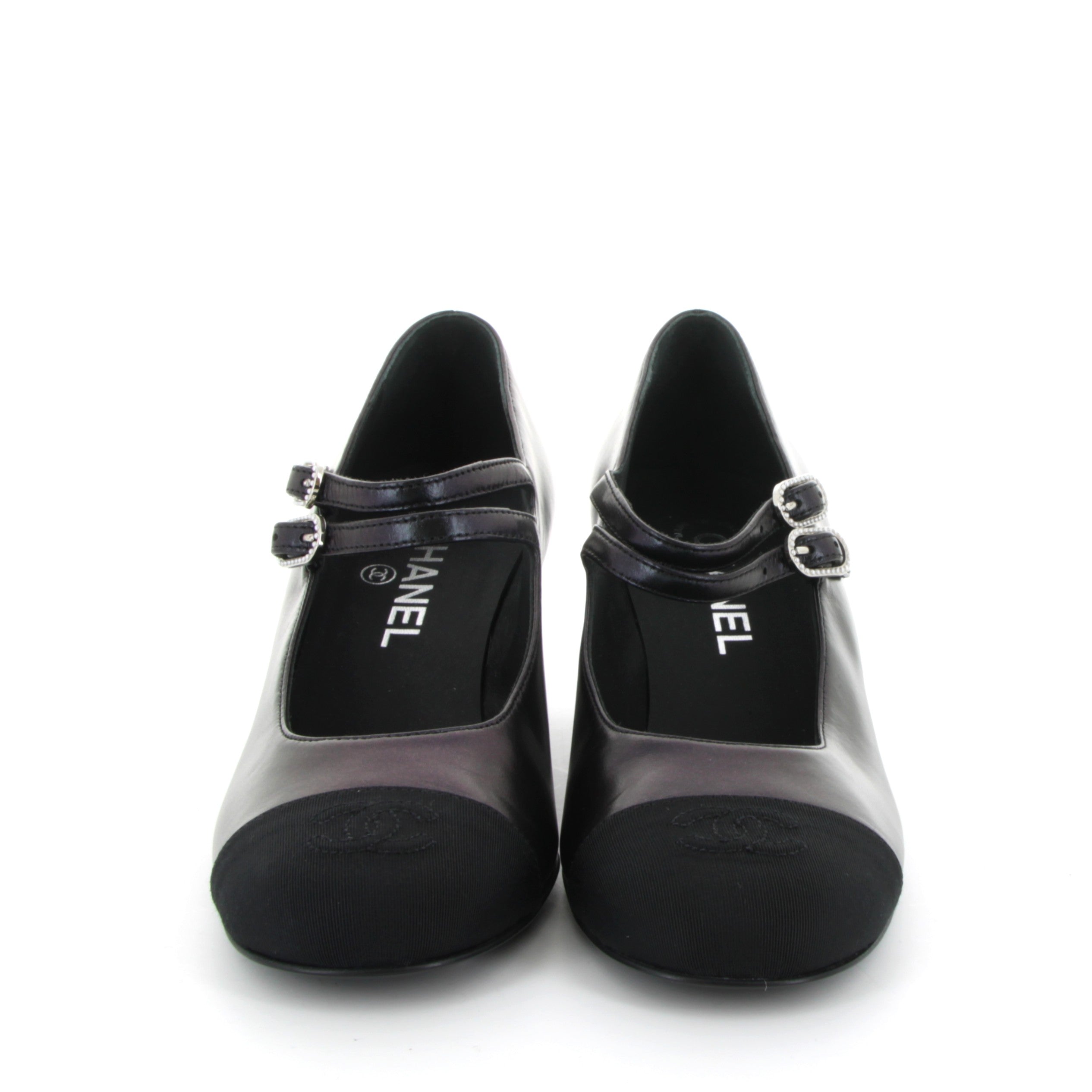 CHANEL Ballerines à Talon en Cuir Noir