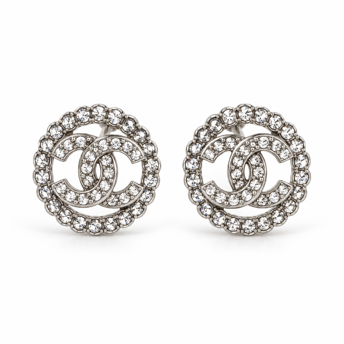 CHANEL BOUCLES D'OREILLES STRASS FINITION DORÉ