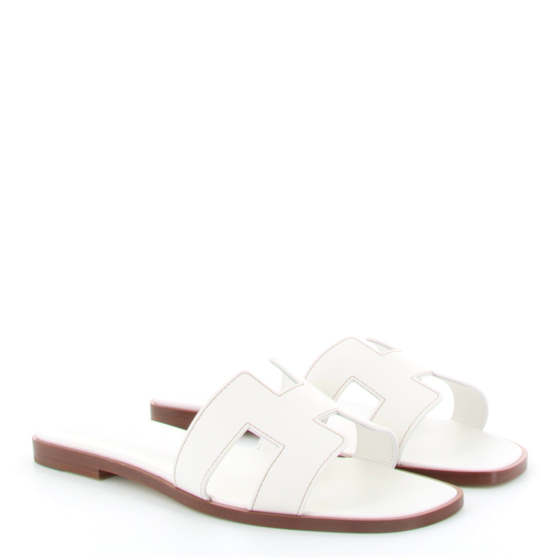 HERMÈS ORAN SANDALES BLANC CUIR BOX
