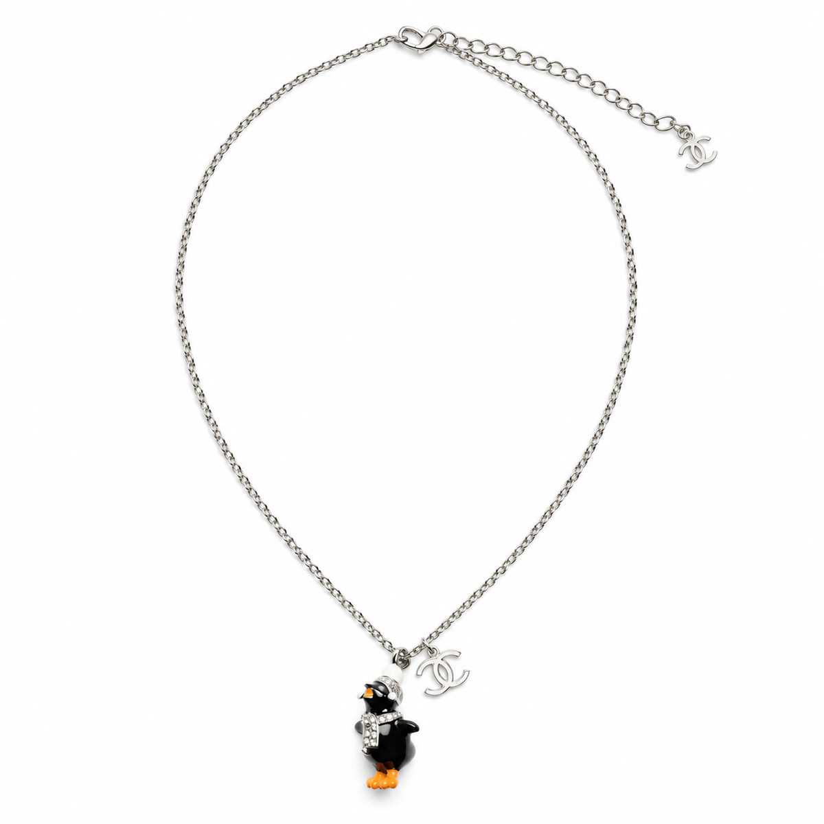 CHANEL COLLIER À PENDENTIF PINGOUIN | COCO NEIGE 2026